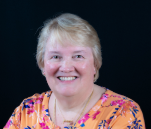 Karen Commins headshot